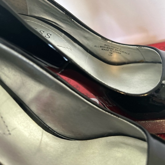 Guess Black and Silver Peep Toe HeelsSize 7 - Picture 4 of 14